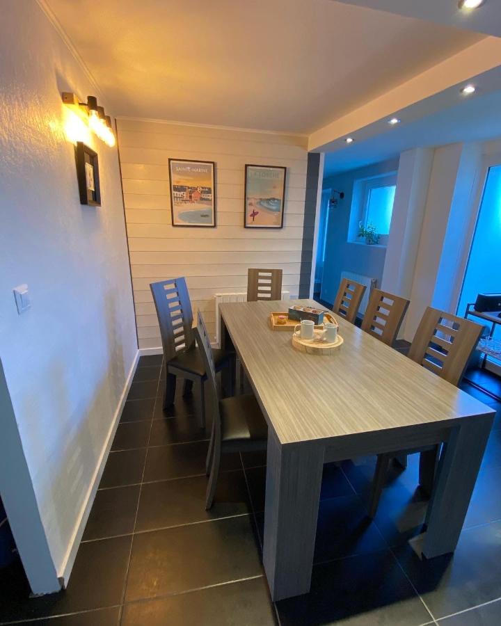 Appartement En Entree De Ville Avec Balneo Pont-l'Abbe Exterior photo